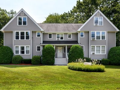 20 Stefaniak Ave APT 4