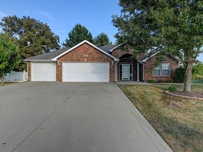 1701 NW Willow Dr