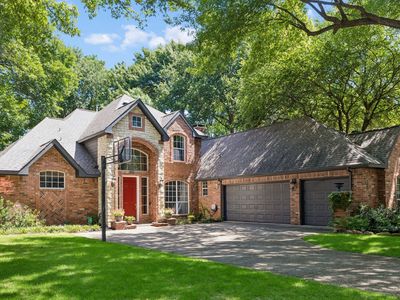 2510 Maywood Ln