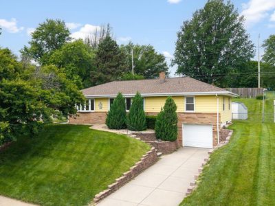 2812 S 76th Ave