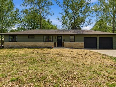 927 W 20th Ter