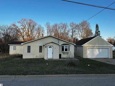 Property at 358 N Corning St, Farwell, MI
