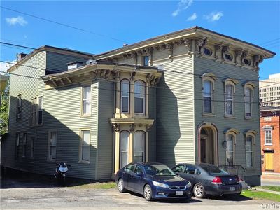 1000 Park Ave