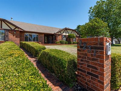 3231 Stonybrook Rd