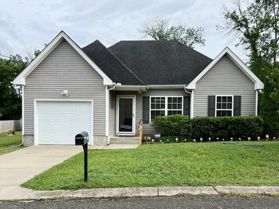 616 Niagra Ln