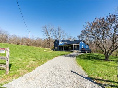 8225 W Prospect Rd