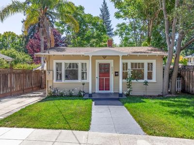 622 Palo Alto Ave