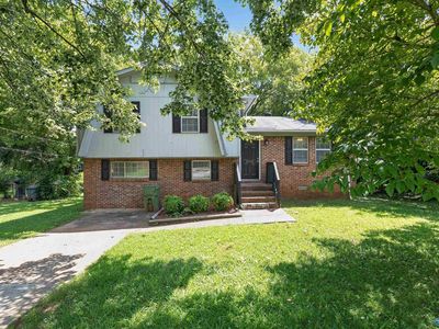 3715 Oakdale Ct NW