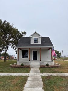 305 W Oneill Ave