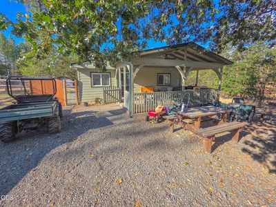 3757 Russell Rd