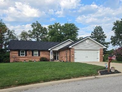 22 Three Wood Dr