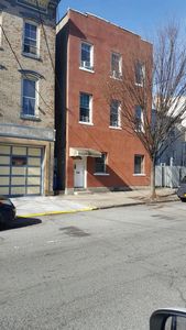 114 Montgomery Ave