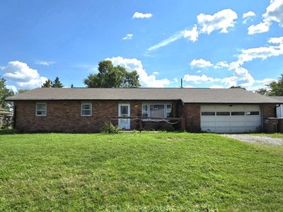 1343 W Paula Dr