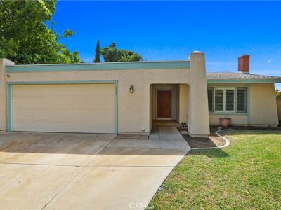 121 S Connie Cir