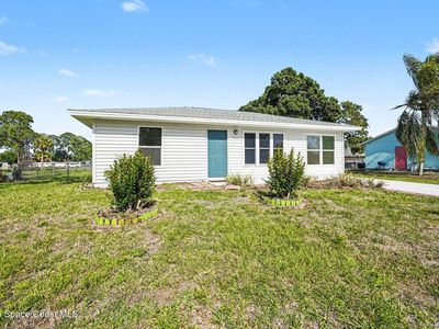1037 Colonnade Ave SE