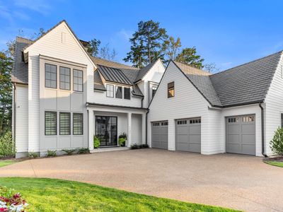 1121 Longview Cmns