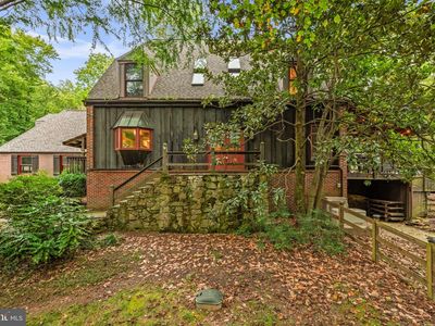 2001 Thurston Rd