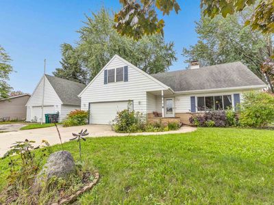 127 W Capitol Dr
