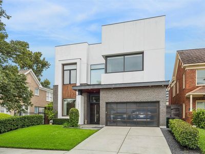 1930 W Lamar St