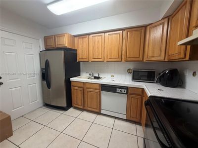 10903 N Kendall Dr APT 229