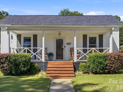 300 S Rose Ave