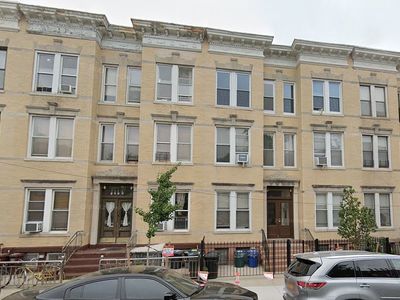 1918 8th Ave APT 1