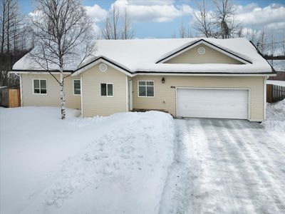 894 Marquette Loop