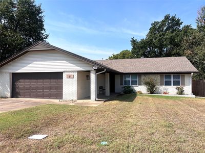1811 Nightingale Cir