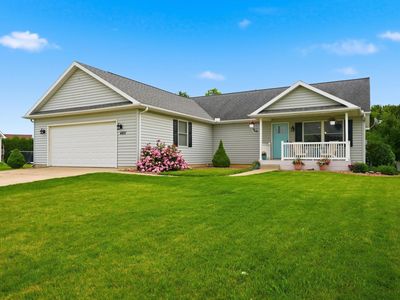 Property at 4421 E Magill Ct, Syracuse, IN