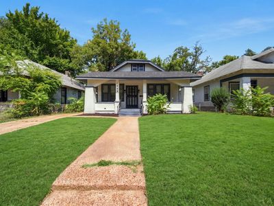 1598 E McLemore Ave