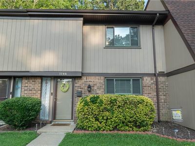 1146 Willow Green Dr