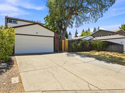 307 Hemphill Way