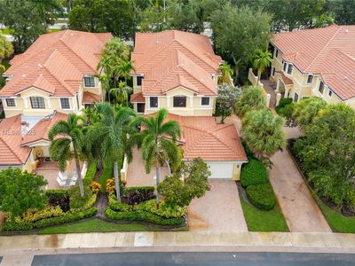 1559 Passion Vine Cir #7-2