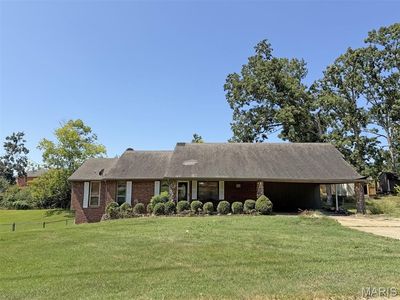2033 Meadows Rd