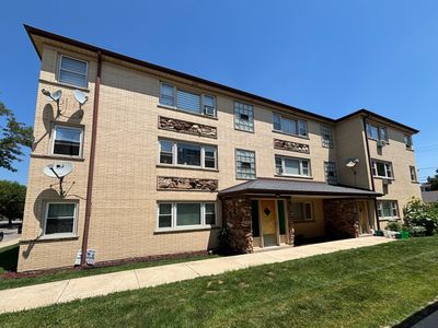 3143 N Nashville Ave APT 3E