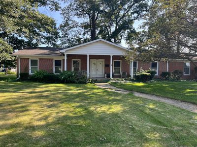 Property at 1810 Oakwood Dr, Rochester, IN