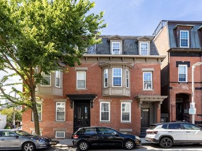 159 I St #1