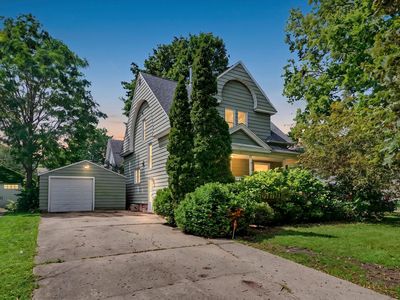 511 W Columbia Ave