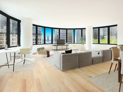 330 E 38th St APT 6N