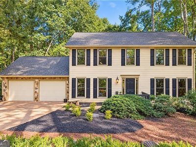 225 Tallow Box Dr