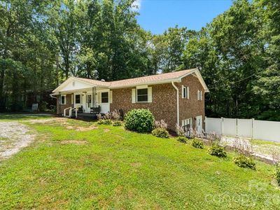216 Dundeve Cir