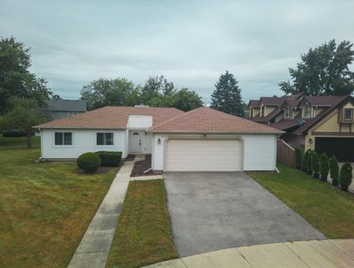 3010 Long Grove Ct