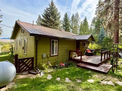 251 W River Rd
