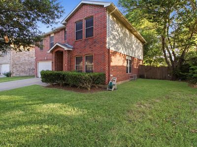 2955 Celian Dr