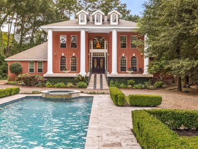 13107 Mansion Ct