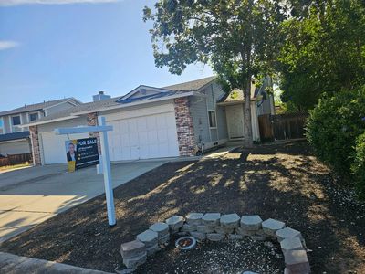 756 Heather Pl