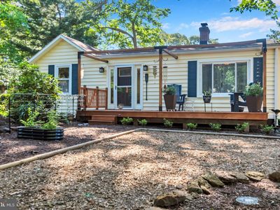 86 Riverside Dr