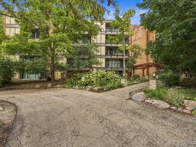 5900 Oakwood Dr APT 1J