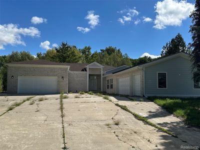 1376 Cedar Dr
