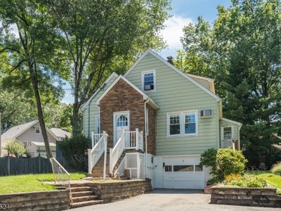Property at 1 Westview Ave, Roseland, NJ
